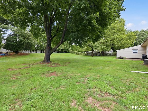 5th image of 19 Johnson Road