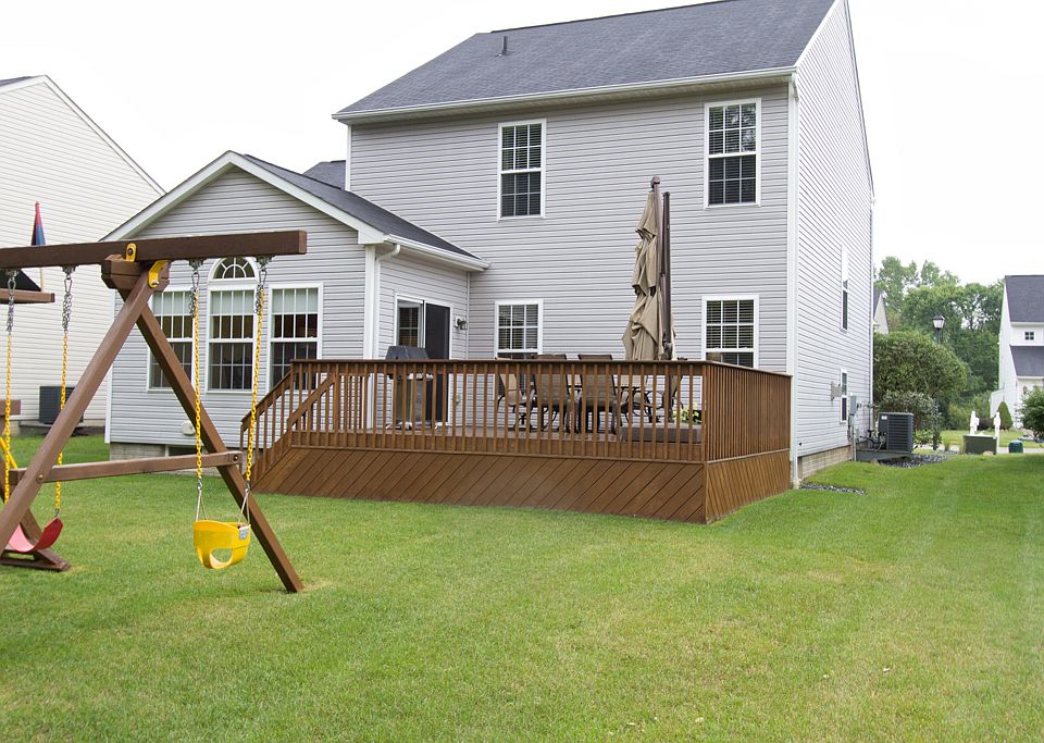 Spacious Deck!