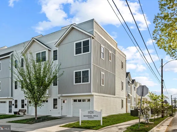 300 Douglas Ave, Colonial Beach, VA 22443