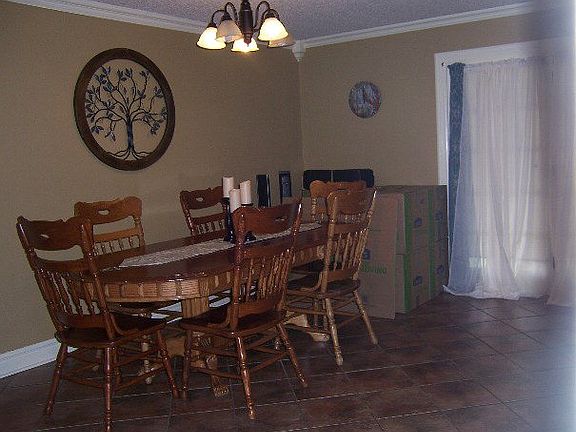 3rd image of 109 Justin Ave