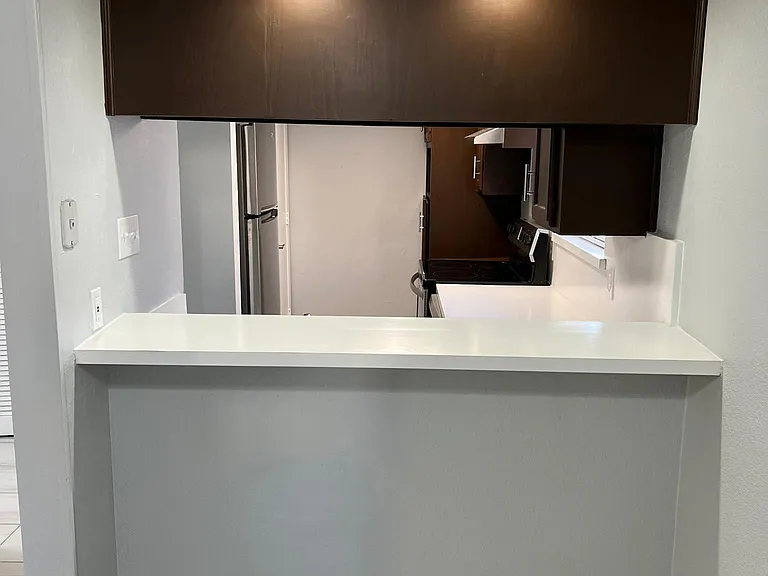 711 Harbour Town Dr — Photo 10