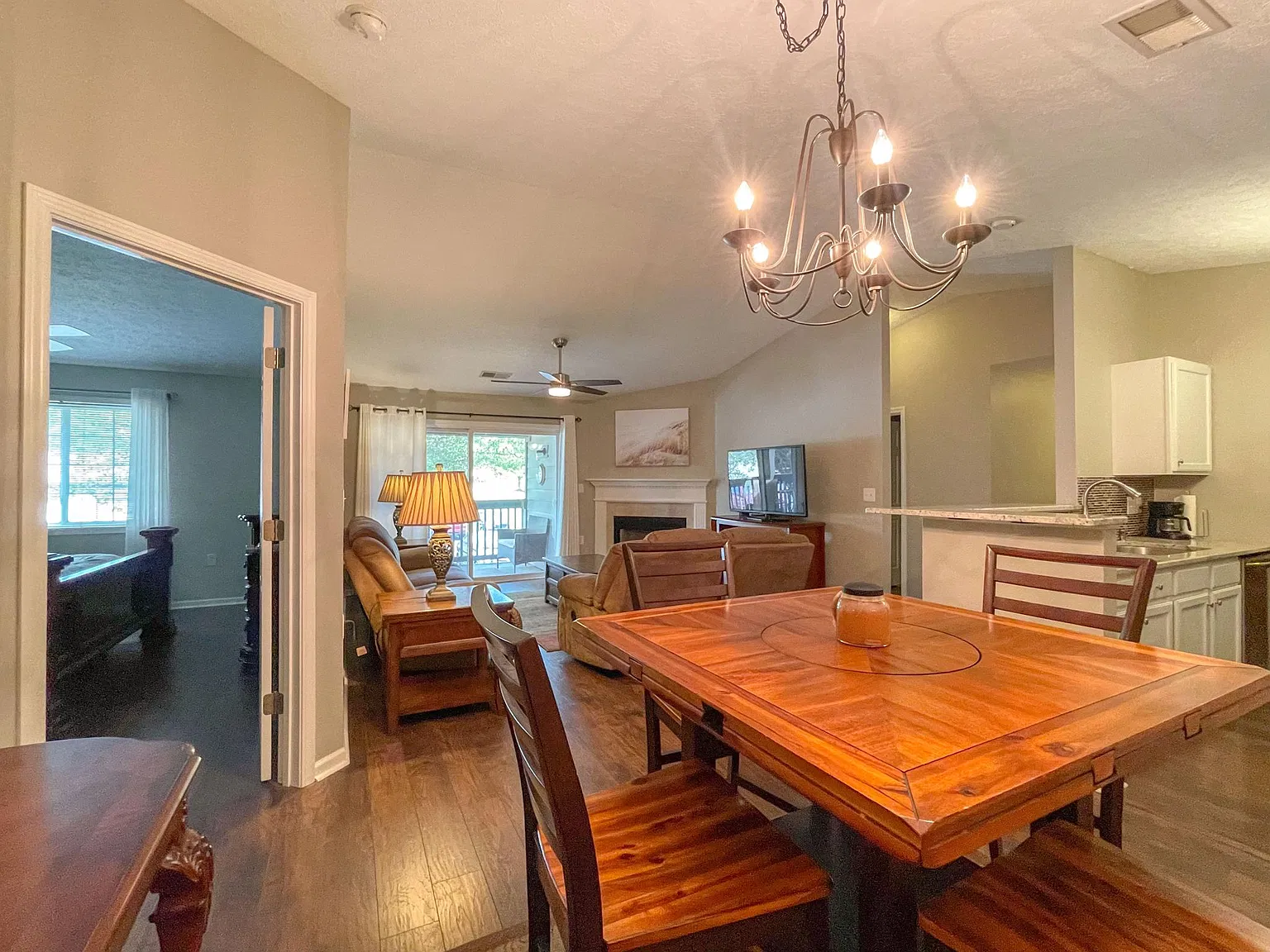 5305 Rolling Rock Ct — Photo 2