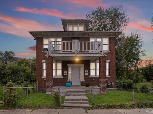 2675 W Buena Vista St, Detroit, MI 48238