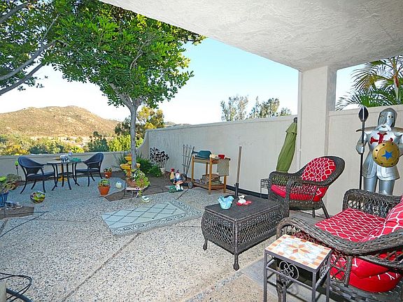 3rd image of 15852 Avenida Villaha