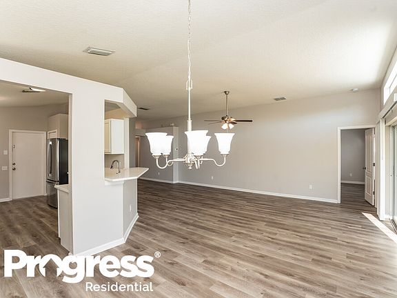 5th image of 10455 Hunters Haven Blvd