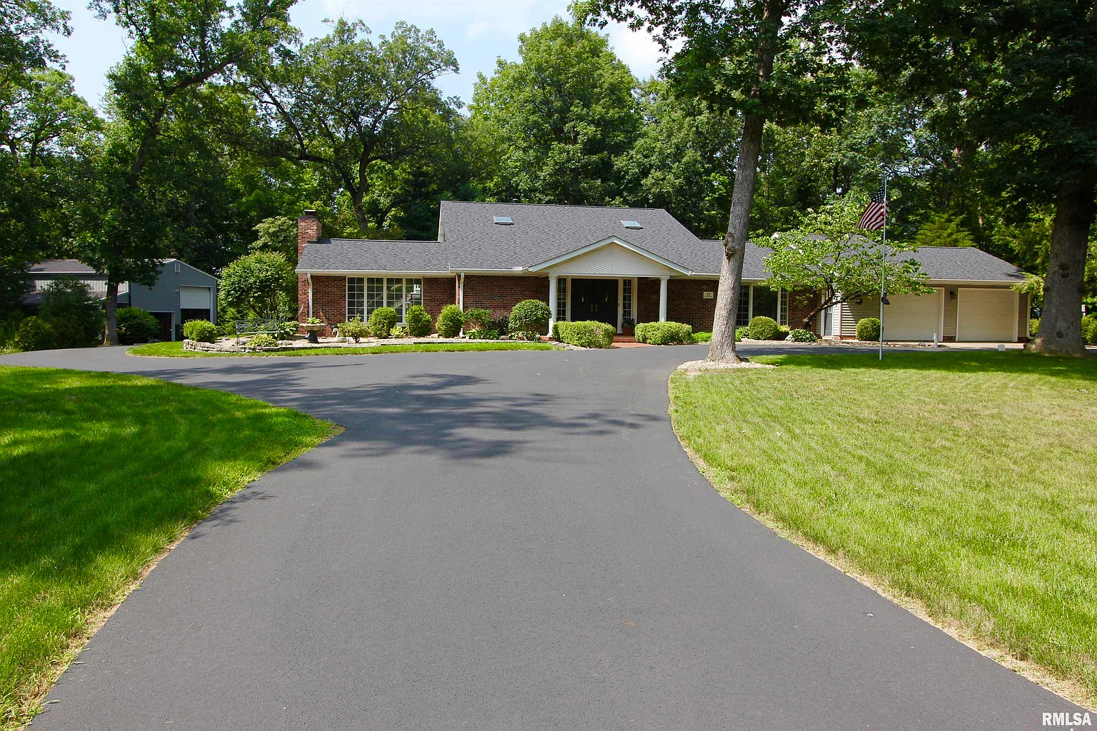 27 Waldheim Rd photo 1