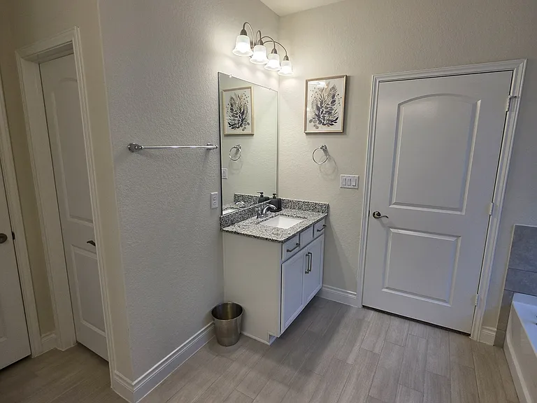 6385 Hockley Hl — Photo 9