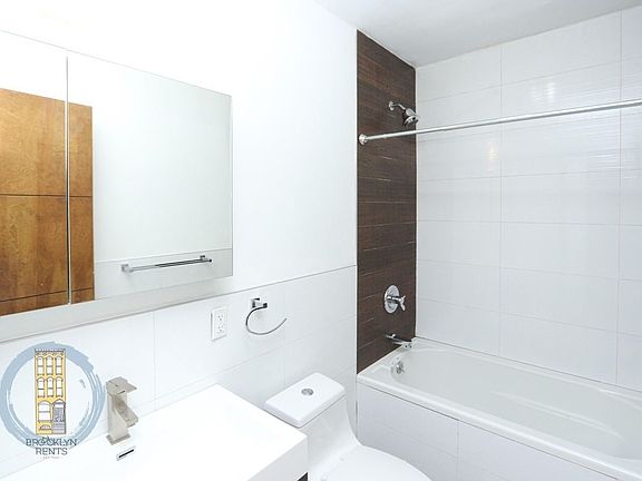 5th image of 678 Saint Marks Ave #2RR