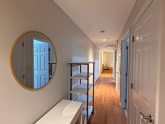 4th image of 160 N Wall St #L-203