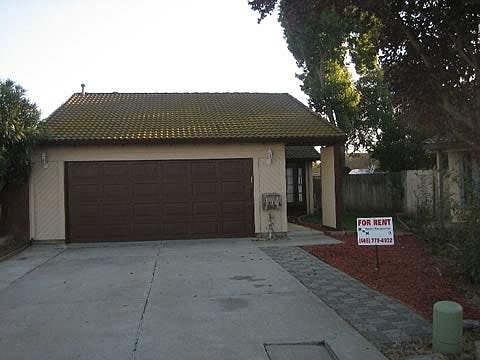1st image of 534 Hoover Ct