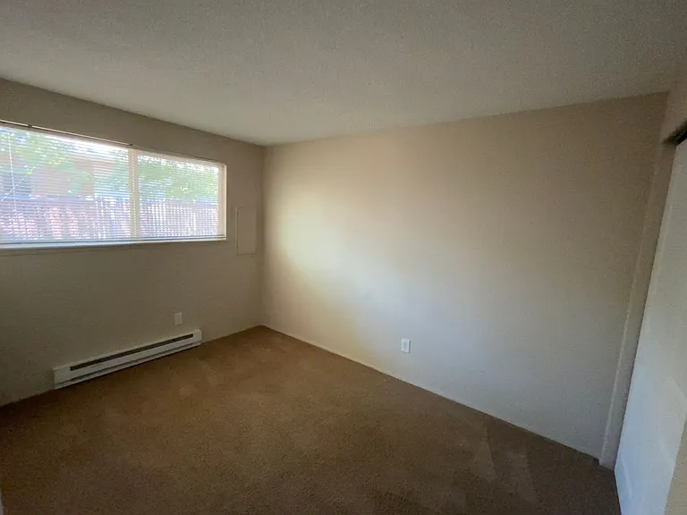 3512 Kauffman Ave #I — Photo 8