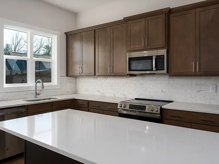 1709 Meerstone Ln #MAIN — Photo 6