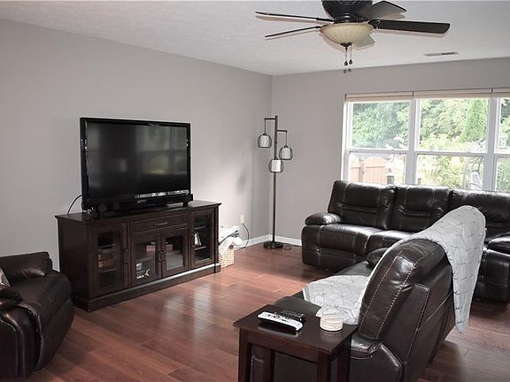 4th image of 6943 Thousand Oaks Ln