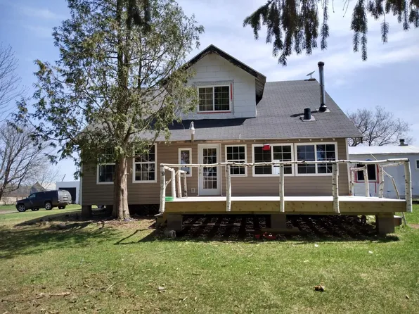 4880 Walczak Rd, Sturgeon Lake, MN 55783