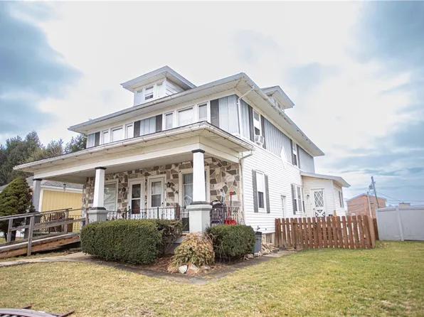 618 Hamilton St, Palmerton, PA 18071