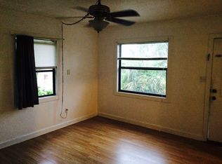 2031 1/2 Douglas Ave, Clearwater, FL 33755