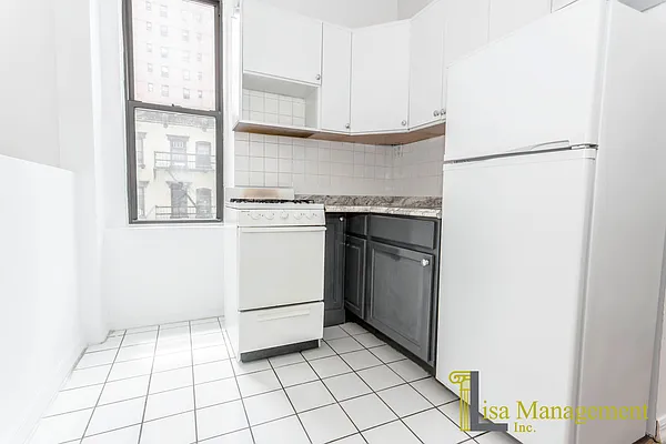 Rented by Lisa Management Inc | media 11