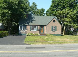 46 Pumpkin Delight Rd, Milford, CT 06460