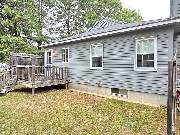 3rd image of 33 Northwood Drive #33