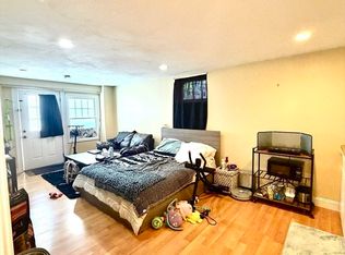 252 Mason Ter #G, Brookline, MA 02446