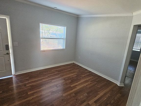 5th image of 2162 24th Ave N