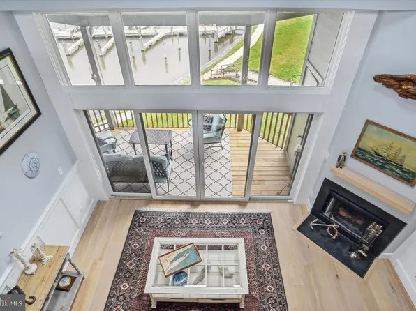 7014 Channel Village Ct APT 202, Annapolis, MD 21403