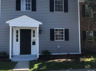 314 Lakeside Dr, Mount Pleasant, SC 29464