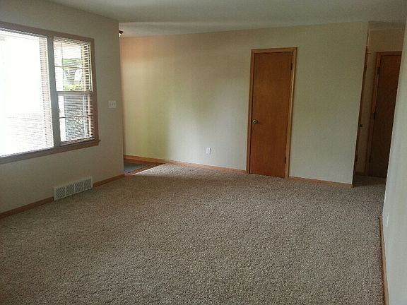4th image of 1608 W Anita Ave