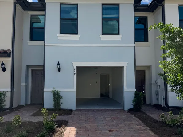 1558 Fells Cove Ln, Cape Coral, FL 33909