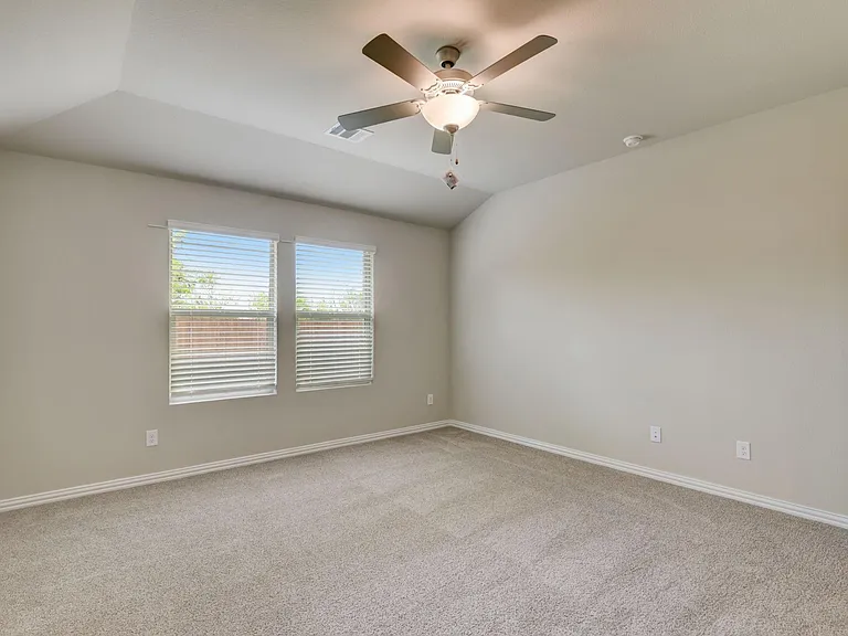 310 Sugarlands Dr — Photo 21