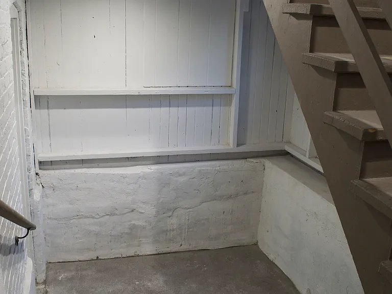 2408 S Trumbull Ave — Photo 11