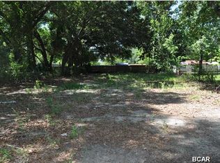2918 E 6th Ct, Panama City, FL 32401