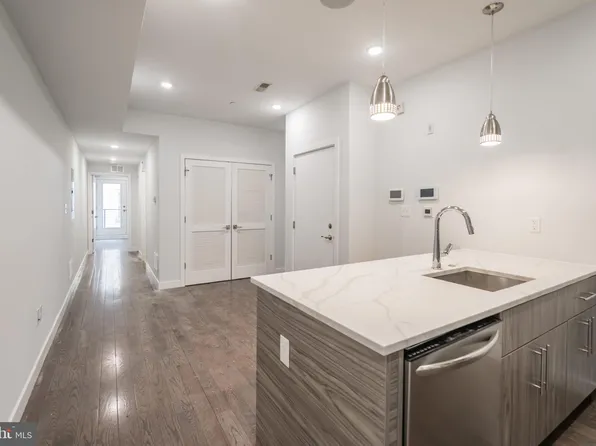 627 W Oxford St #2, Philadelphia, PA 19122