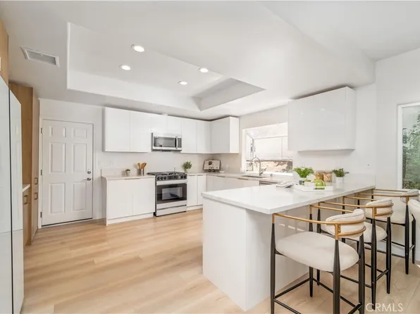 7417 Jason Ave, West Hills, CA 91307