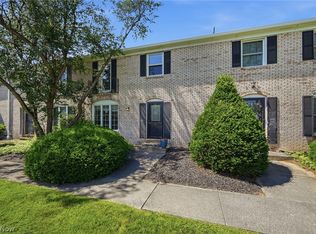 824 S Chillicothe Rd Unit 2, Aurora, OH 44202