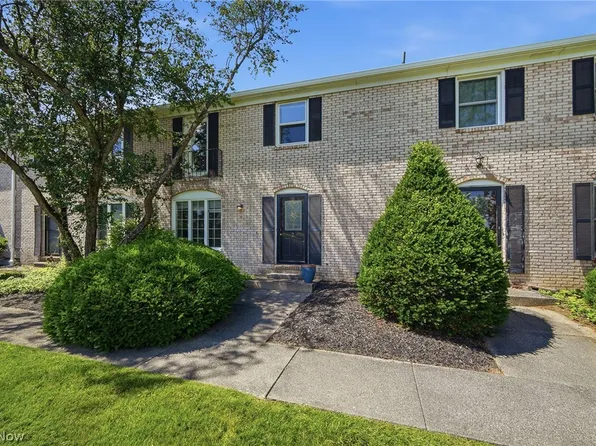 824 S Chillicothe Rd Unit 2, Aurora, OH 44202