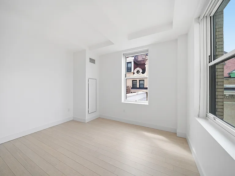 30 Morningside Dr #712 — Photo 4