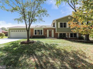 2 Leonard Ct, Rockville, MD 20850