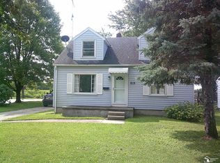 305 Sidney St, Dundee, MI 48131