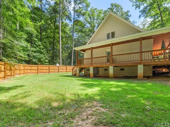 109 Doe Ct, Macon, NC 27551