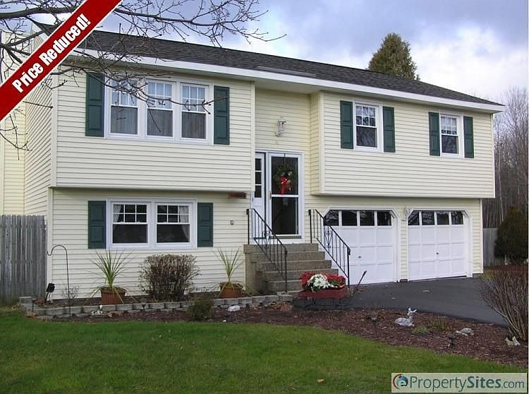 1st image of 4 Cedarwood Dr