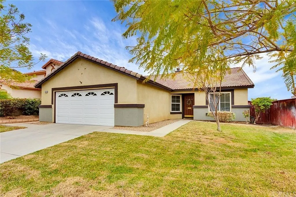 Building Photo - 15309 La Palma Way