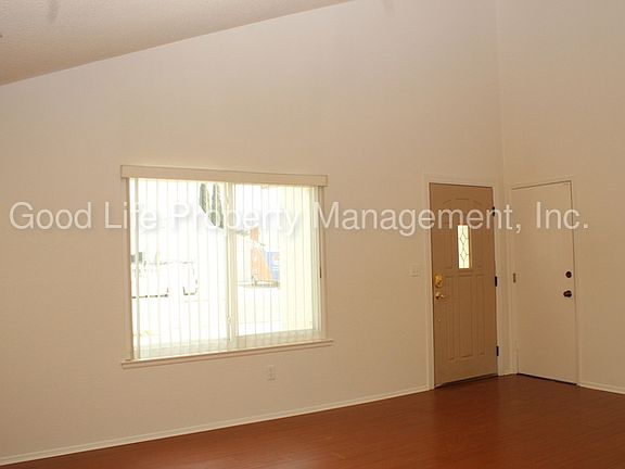 3rd image of 11022 Westonhill Dr