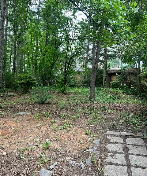 21 Spruce Dr — Photo 2