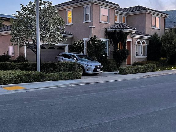 3rd image of 10451 Mountain Quail Ct