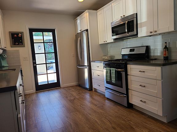4th image of 1761 Gateway Dr
