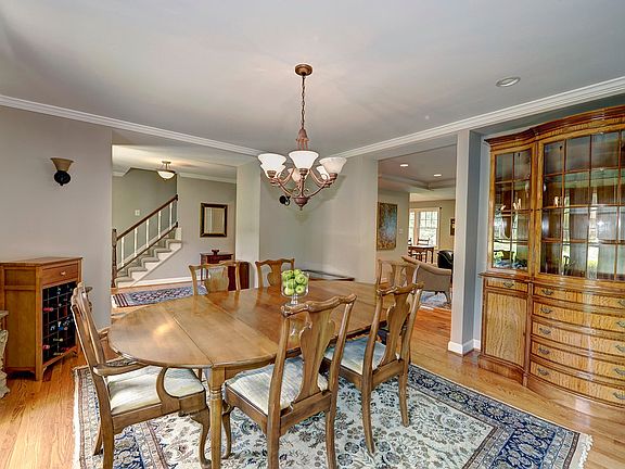 5th image of 4137 Orchard Dr