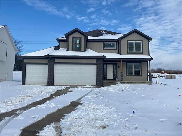 1st image of 4404 NE 88th St