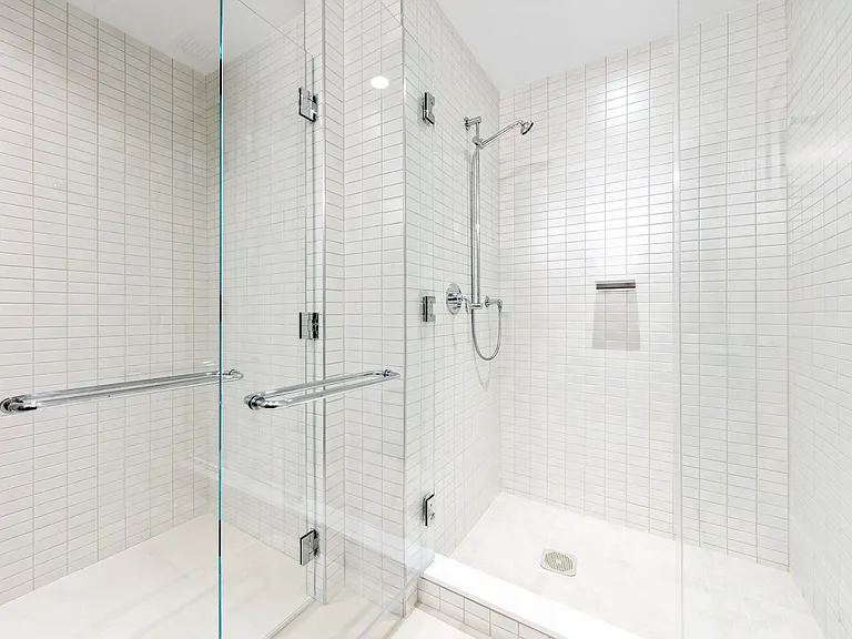 30 Melrose Ter #408 — Photo 14