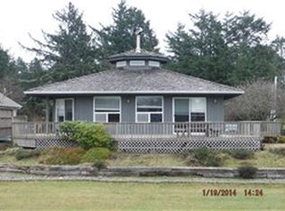 389 Octopus Ave NE, Ocean Shores, WA 98569